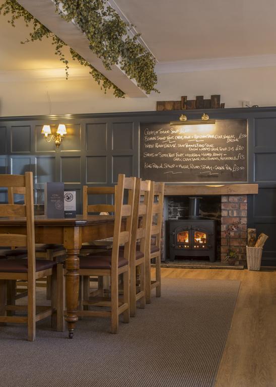 Hotel Buccleuch Arms St Boswells Exterior foto
